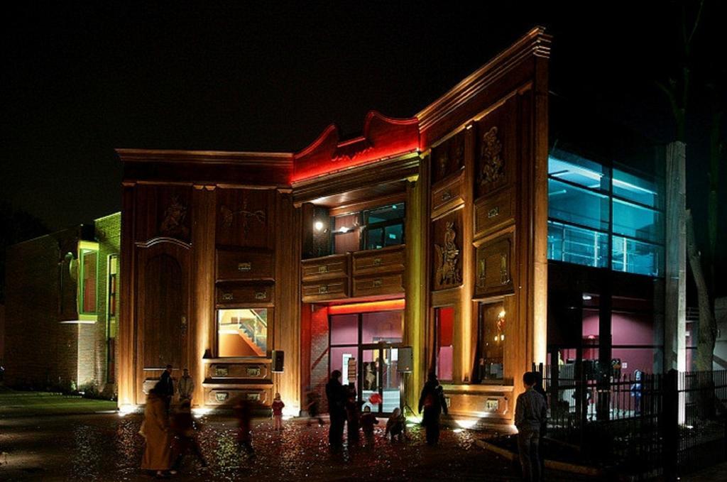 Teatr Baj Pomorski Торунь Екстер'єр фото